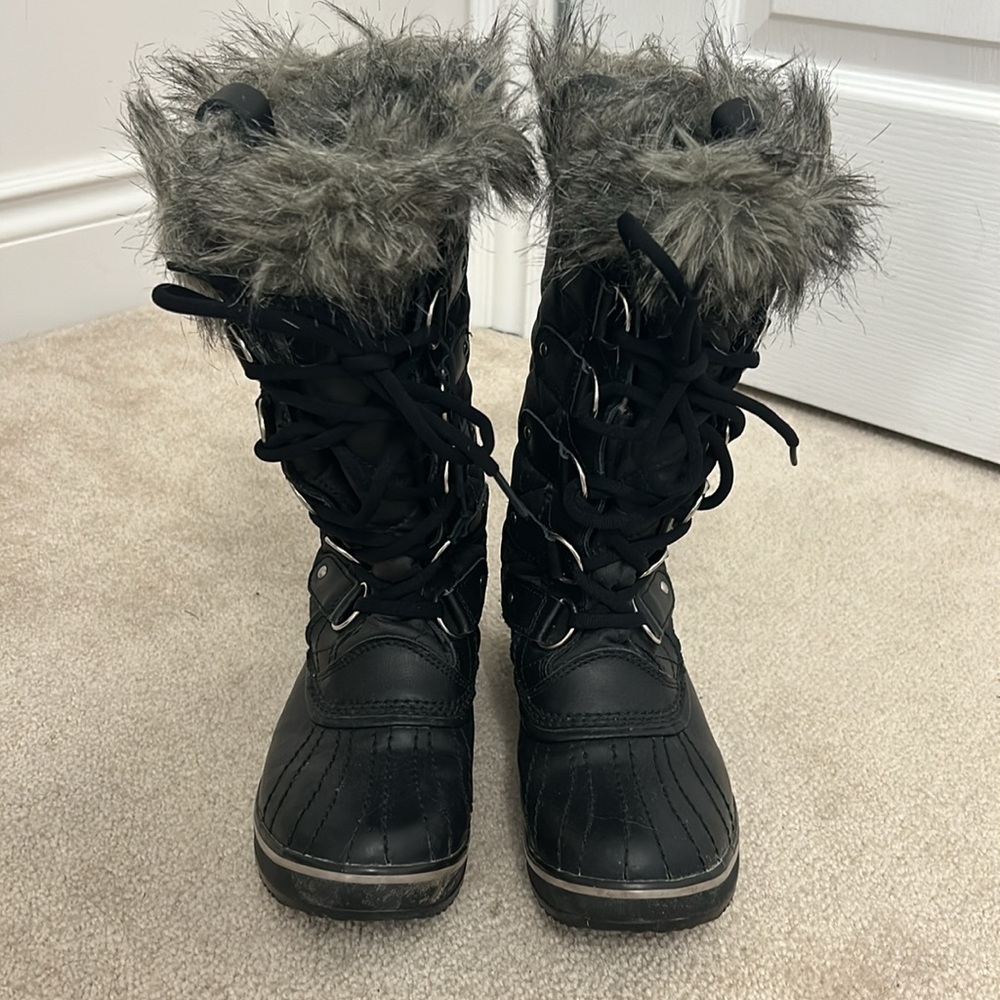 SOREL black winter boots women’s size 5